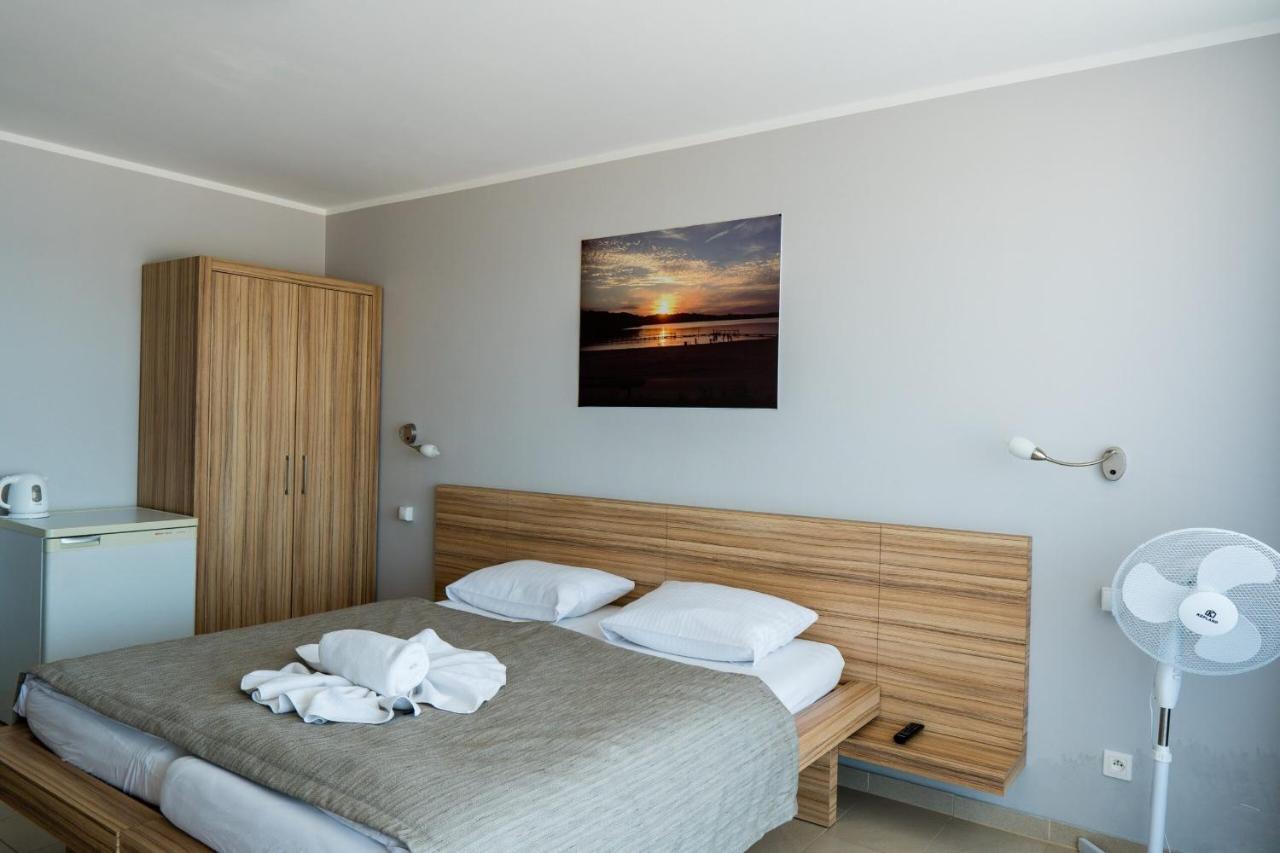 Pensjonat Dlugie Nowicki Rooms & Apartments Extérieur photo
