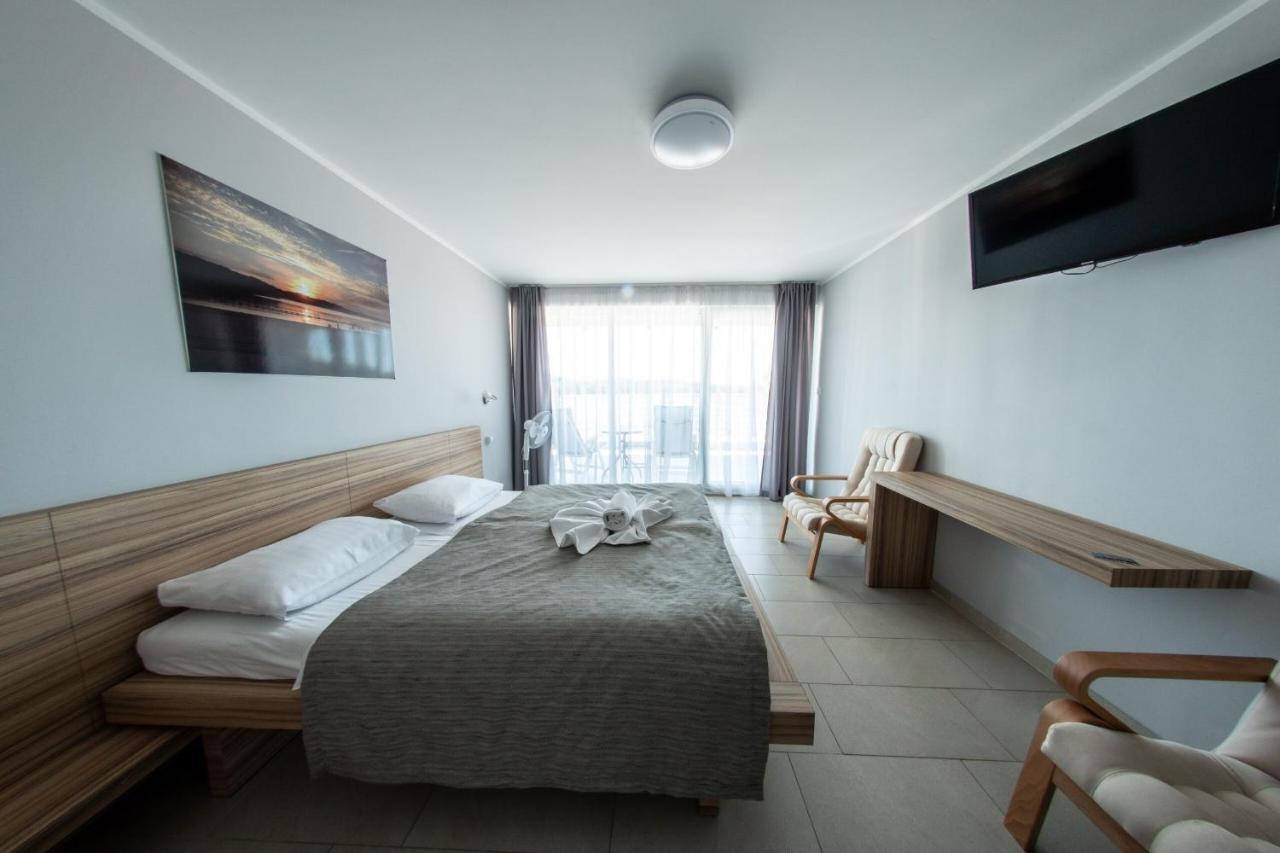 Pensjonat Dlugie Nowicki Rooms & Apartments Extérieur photo